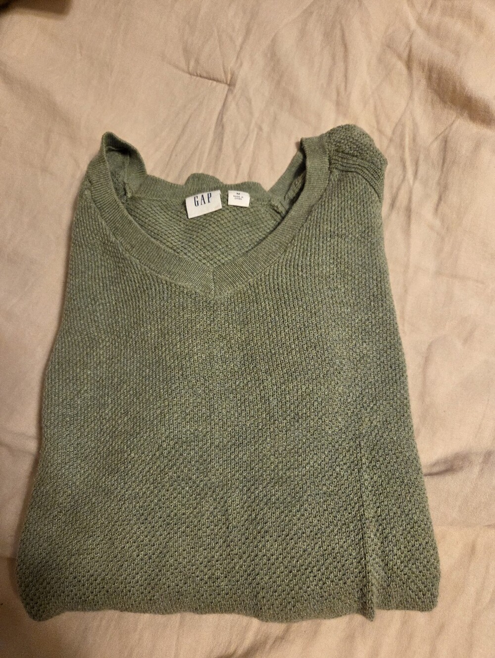 Gap Soft Knit V-Neck Sweater - Olive Green Medium Excellent